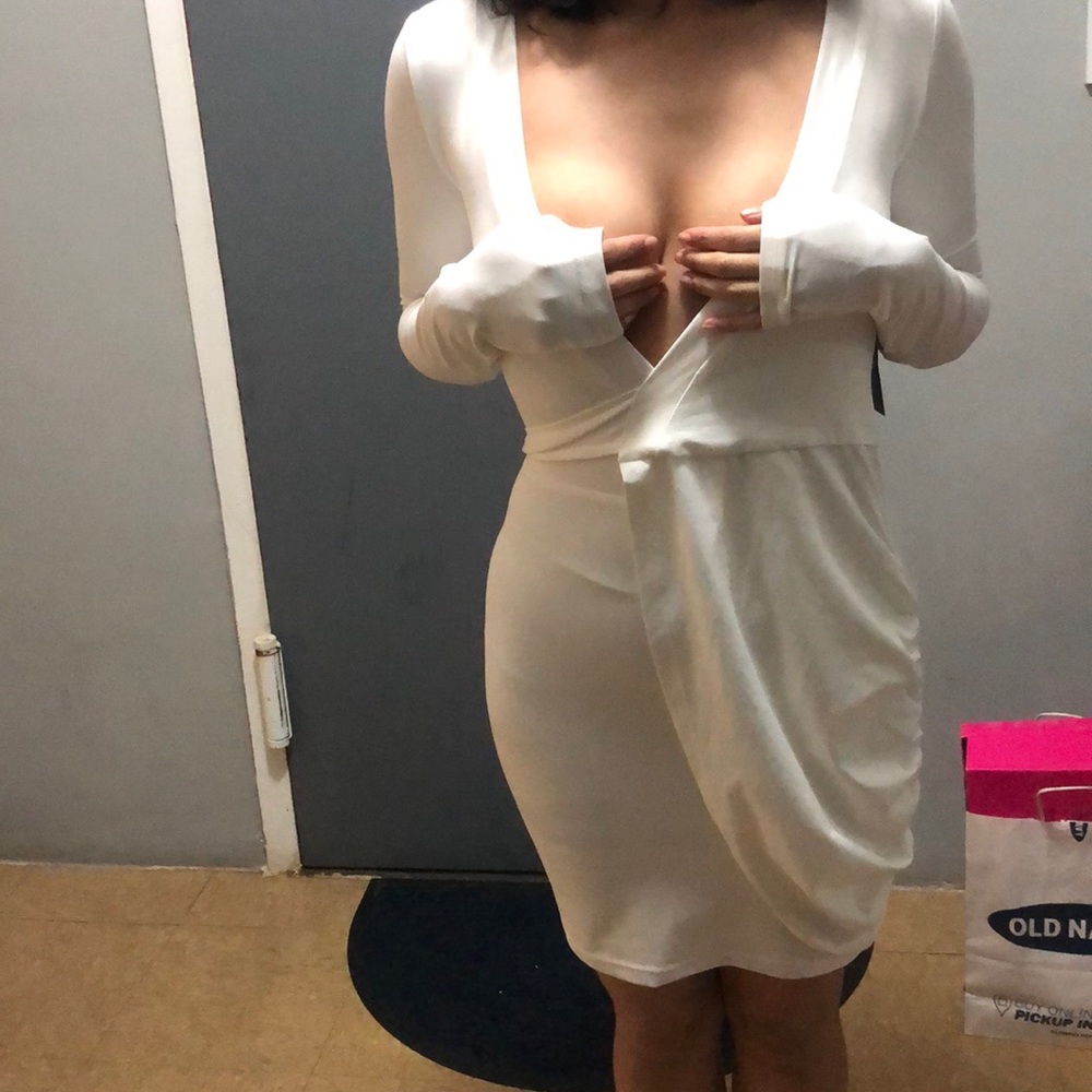 White wrap dress (super down)